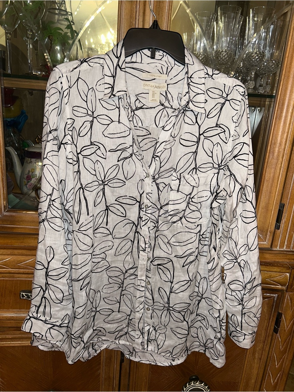 Cynthia Rowley Linen White Button-Down Shirt with Black Leaf Outline